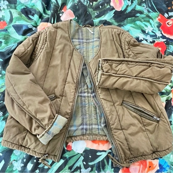 FREE PEOPLE PLAID JACKET - Picture 2 of 10